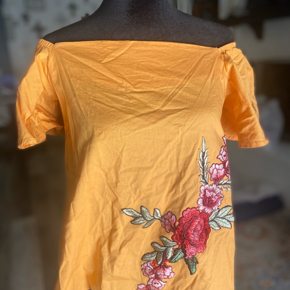 Haute Project-Floral Embroidered Off-Shoulder Top - Yellow